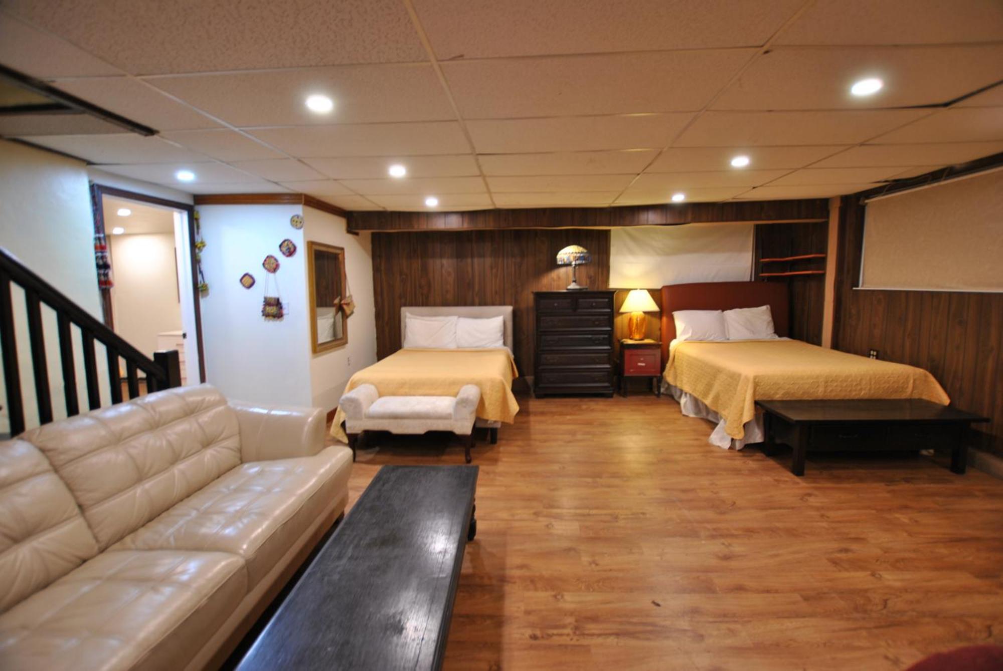 Ewr Airport Multilevel Guest House Room With 2-3 Beds Newark Exterior foto