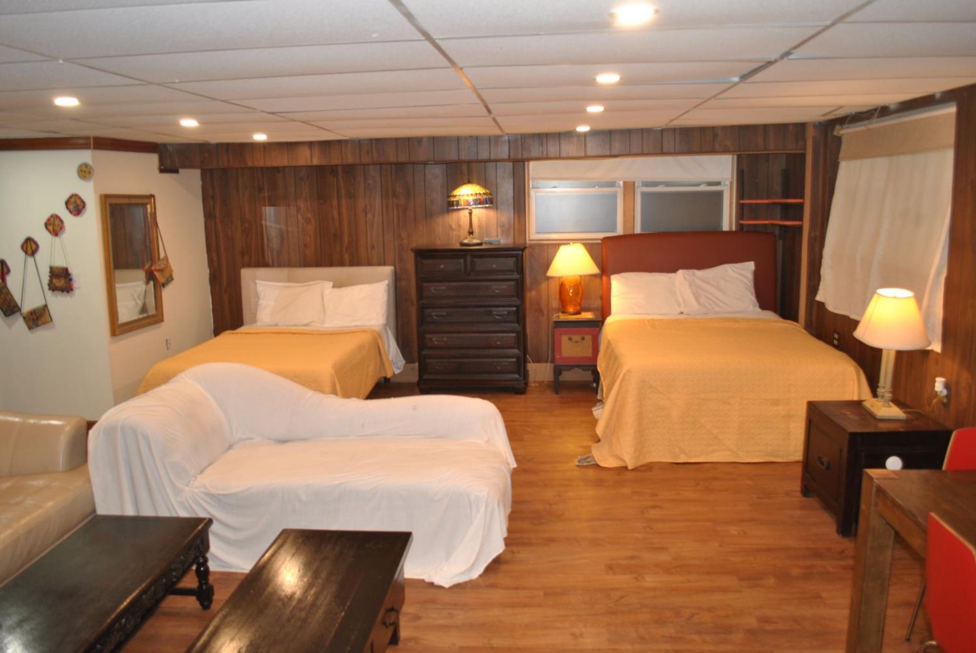 Ewr Airport Multilevel Guest House Room With 2-3 Beds Newark Exterior foto